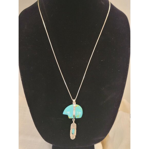 Sterling Silver 925 & Turquoise Bear Fetish Pendant Necklace W/ Dangling Feather - Picture 2 of 9